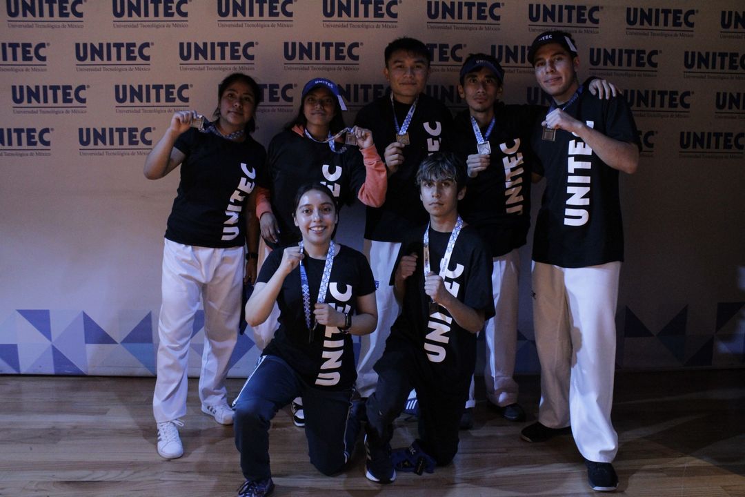 UNITECMX's tweet photo. ¡🎉 Enhorabuena a los ganadores de #UNITECmarina y #UNITECcuitláhuac en los #InterUNITEC! 🏆 Su dedicación y esfuerzo son un ejemplo para todos. ¡Son #OrgulloUNITEC! 👏✨ https://t.co/etk6iXC62A