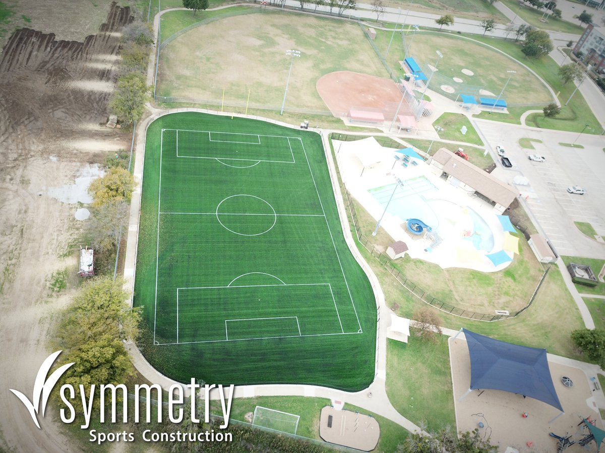 The @CityofRoanokeTX selected #SymmetrySports to install a premium synthetic turf system featuring @AstroTurf 3D3 turf. ⚽️ This soccer field is a great addition to Fairplay Park! Thank you to the City of Roanoke for trusting Symmetry with your sports construction project!