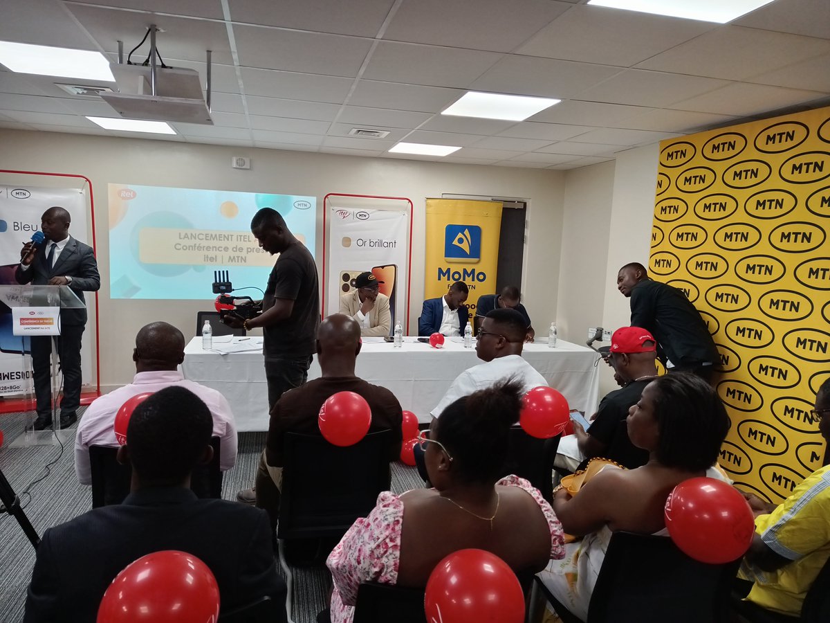 aboukam's tweet image. #MobileNews I La marque @itelMobile lance un nouveau smartphone en partenariat avec @MTNCotedIvoire ...
C&apos;est #A70, livré avec une connexion de 10Go et des crédits de communication...  #Mobile #itelmobile #itela704g #A70 #Abidjan #Afrique