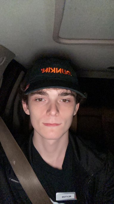 time 4 work 10pm-6am https://t.co/2nio5Gshoj