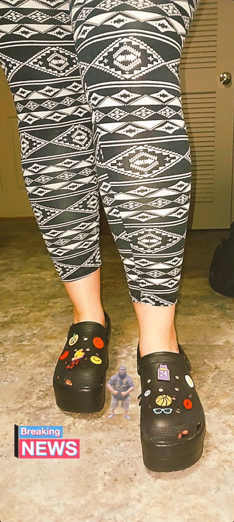 DavidWo66838896's tweet photo. #Littletiny #tallgiant 🚫🤣😢 #giantess #platformCrocs
#Goddess crushing me #breakingnews a man was crushed https://t.co/9ALdPQiLBz