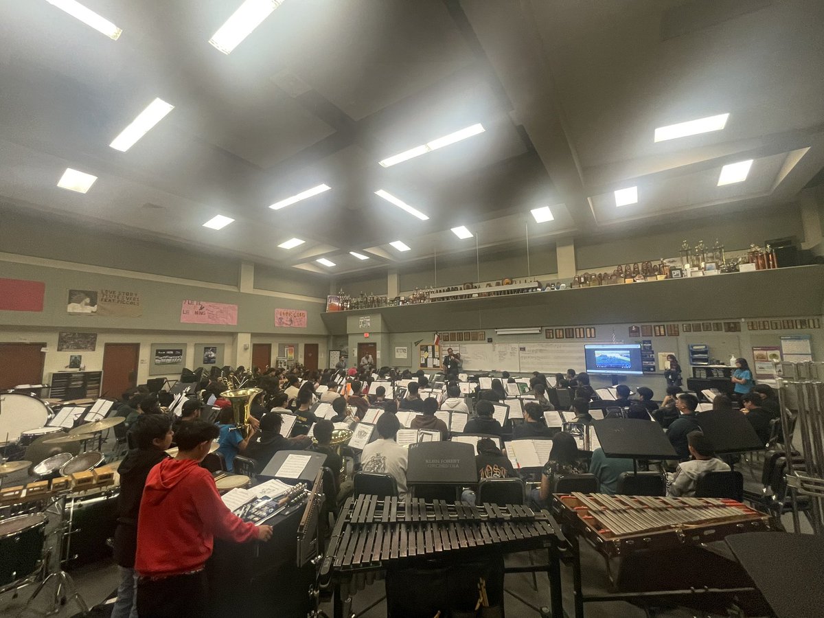 Klein Intermediate Band tweet media