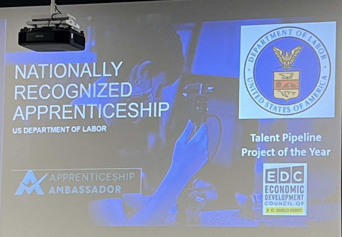 FZSDSUPT's tweet image. Very proud of Fort Zumwalt’s nationally recognized apprenticeship program and the benefits it provides to our students, partner employers and community! Tonight’s celebration was awesome. This program IS our mission in action. #FZequiptoexcel