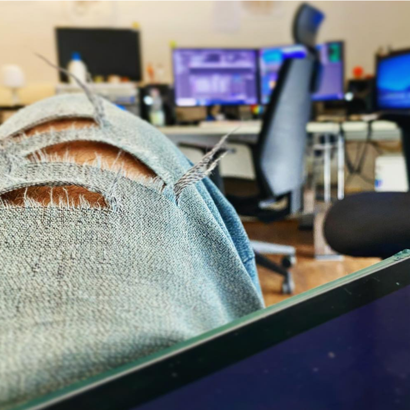 MediaComposer's tweet image. 🎬 In the cutting room
📷 instagr.am/fab_mostoc8
▶️ avid.com/media-composer

#rome #avideditor #avidmediacomposer #cuttingroom #mediacomposer #avid