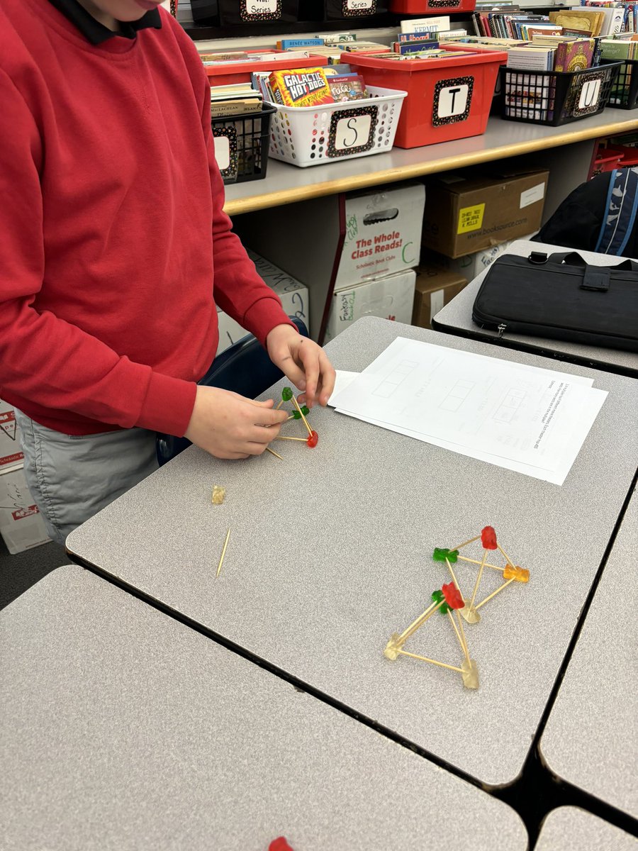 Miss__Kaiser's tweet photo. Part 2 of our Engineering activity today! The Ss improved their structures from yesterday! @wardsrbms @rbmsROCKETS https://t.co/GXGRc5WLy5