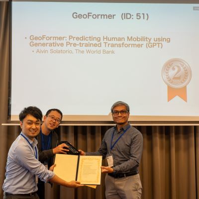 worldbankdata's tweet image. Congratulations to @WorldBankData Data Scientist @avsolatorio on winning 2nd place at @SIGSPATIAL_GIS Challenge for predicting #HumanMobility w/ a #GPT-based model.

📰Read Aivin's paper on how this can help #UrbanPlanning, #DisasterRisk reduction &amp;amp; more: wrld.bg/ypSo50Q8ynv