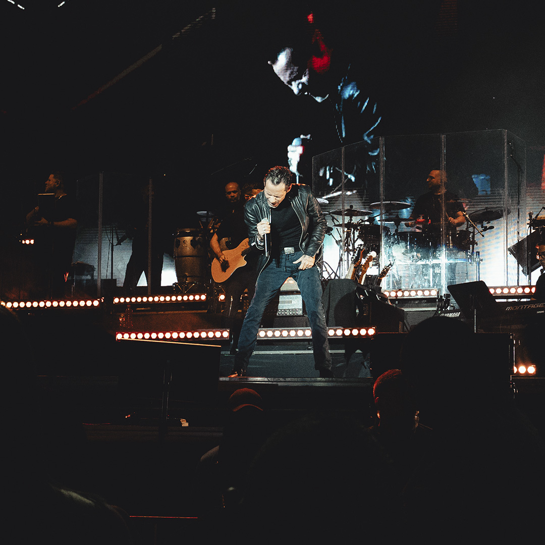 Marc Anthony tweet media