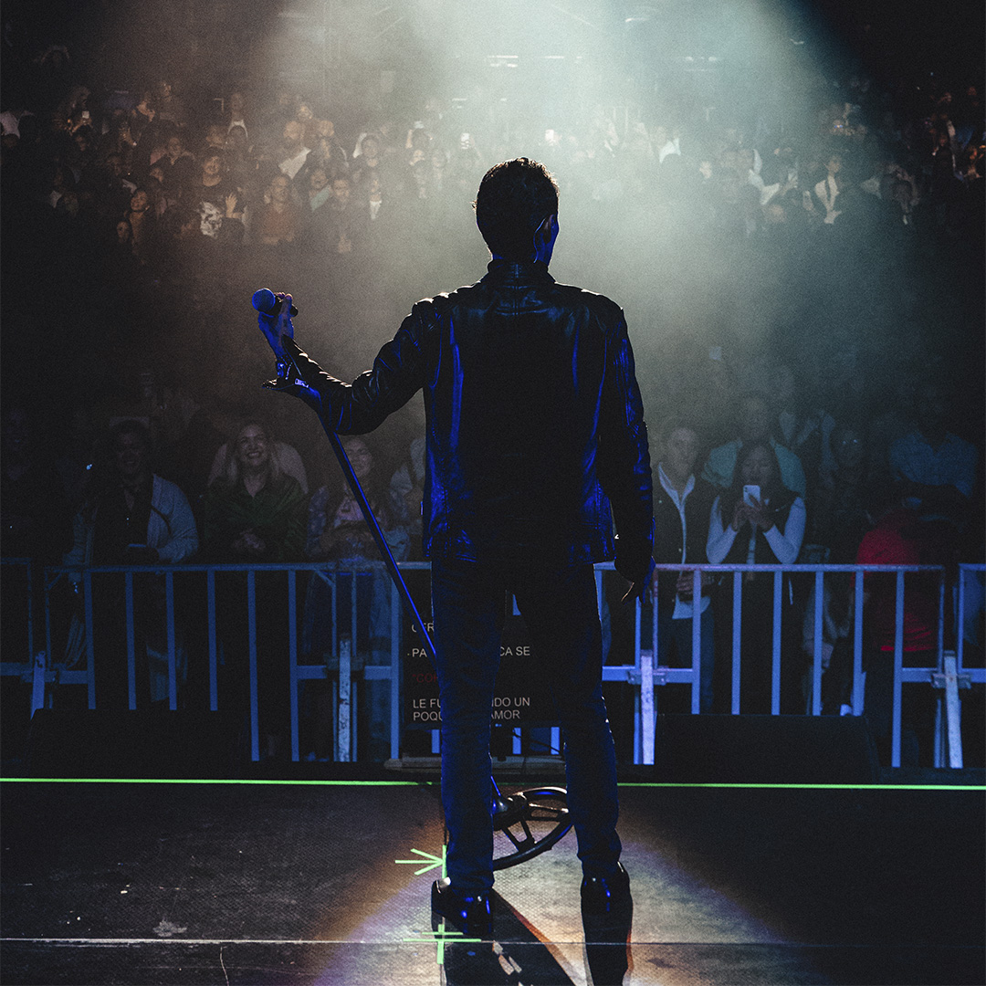 Marc Anthony tweet media