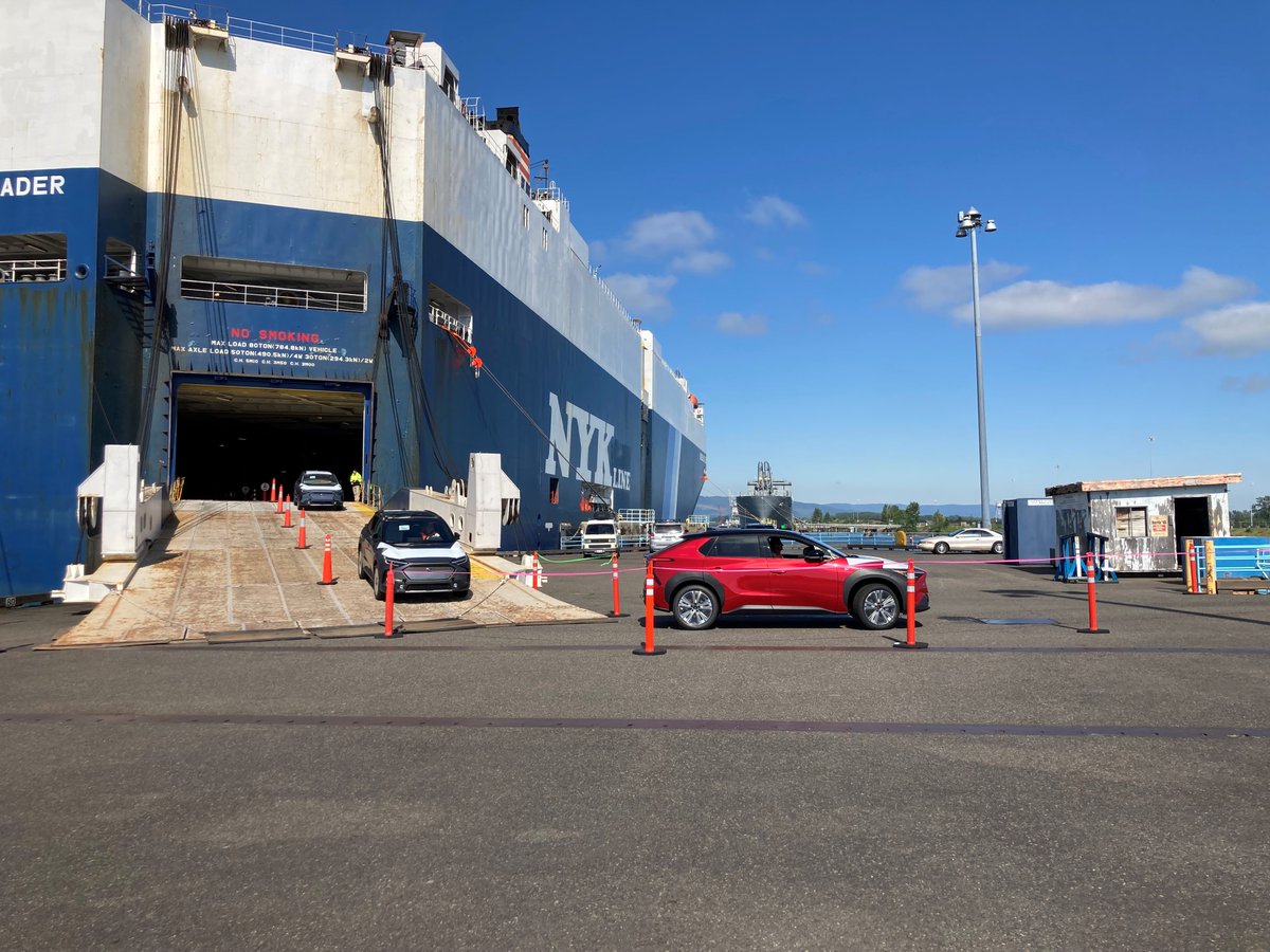 It’s a record! October was a record month for #portvanusa moving Subarus!
Click to see what “drove” (subtle, we know) this booming month, supporting hundreds of jobs and making meaningful investment in the region’s economy.
portvanusa.com/news-releases/…