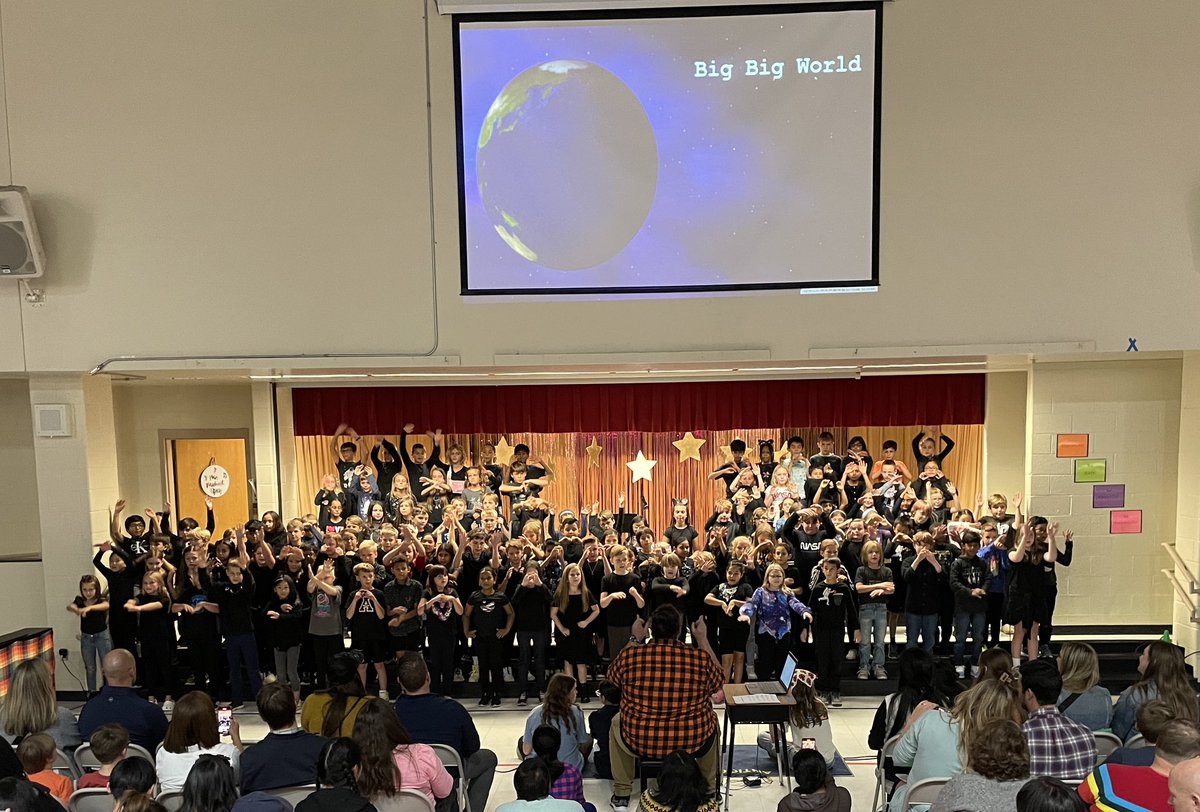 🪐3rd grade students performed their concert, “Out of This World” tonight! It was a stellar performance!🌟 #ucpsartseducation #interplanetjanet @AGHoulihan @UCPSNC