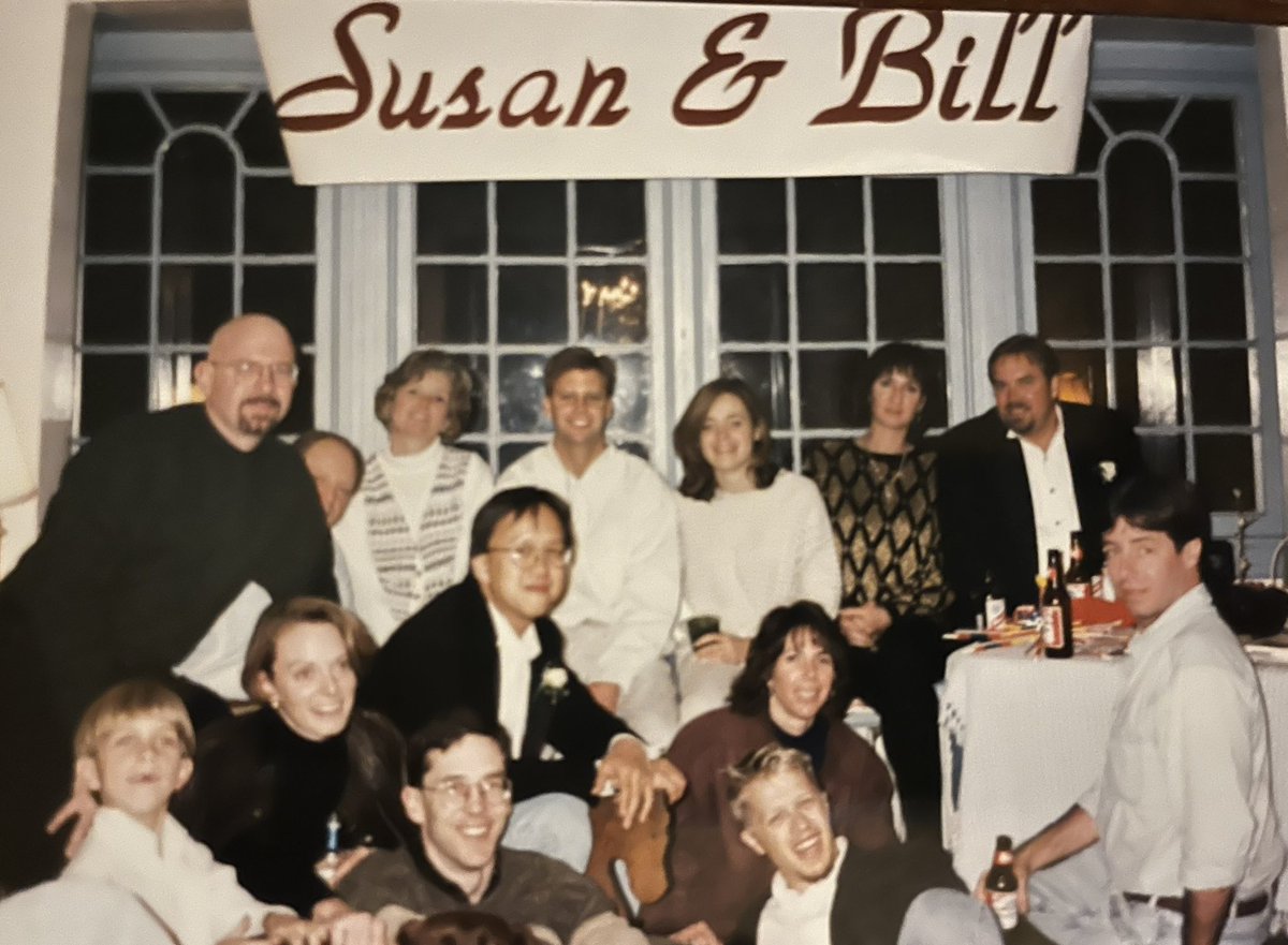 🗞Bill Goodykoontz 💻 tweet media