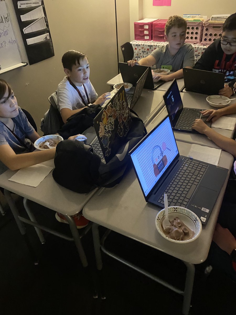 jokeeffeox's tweet photo. Today, our @WMSSTEM_23 Lion’s Pride meeting was successful! Students snacked on ice cream and worked through a virtual escape room about the human body! @HumbleISD_WMS @HumbleISD @DLandry310 @garcia_wms https://t.co/nRZgWE0NUs