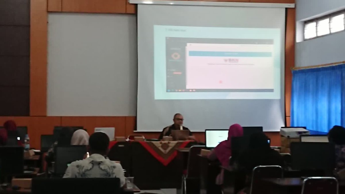 BKPSDM Gelar Rakor SIASN dan Aplikasi DISPAKATI

Sumber : 
kepegawaian.kebumenkab.go.id/index.php/web/…