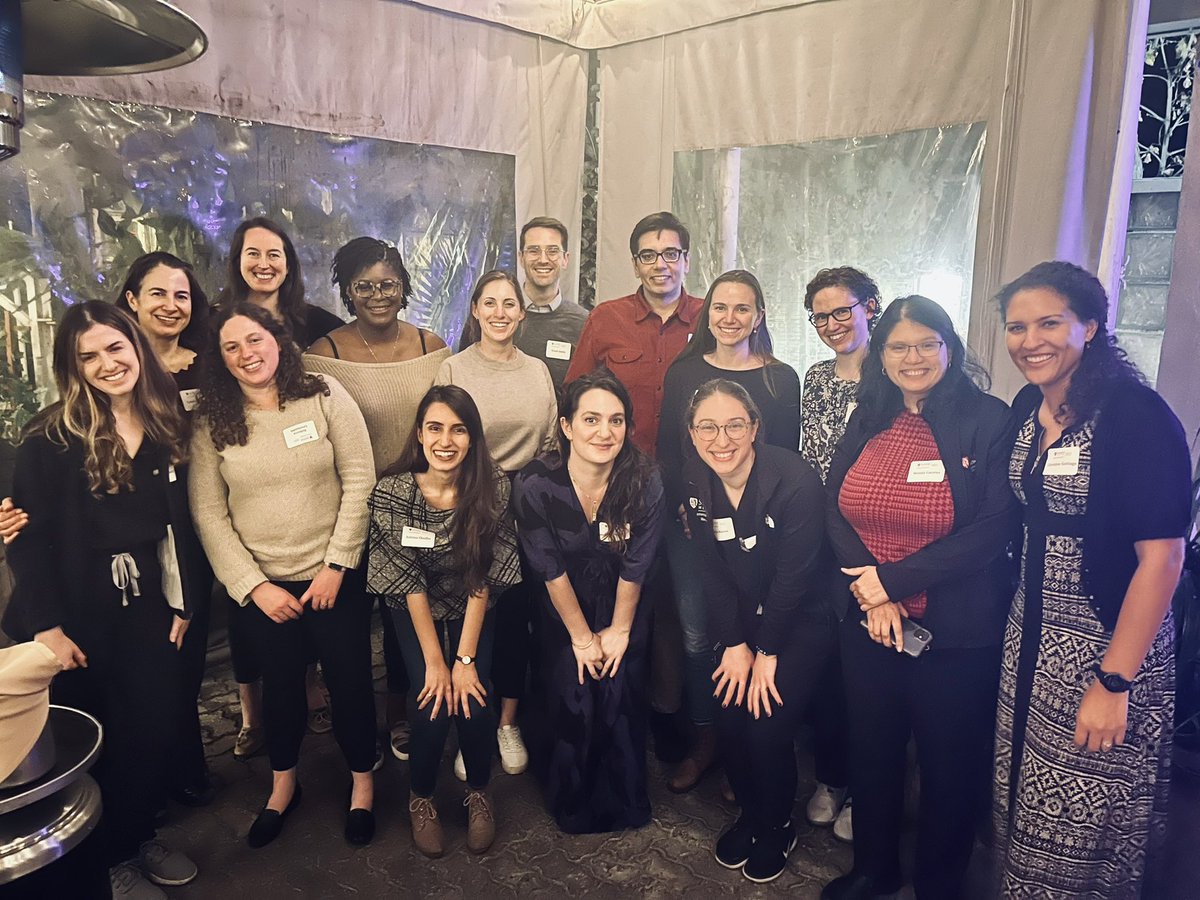 StanfordIMHEARs's tweet photo. What an amazing turnout for our Stanford Hears faculty- resident mixer! It was so special and inspiring being with a group of faculty and residents invested in health equity at Stanford and beyond! @StanfordMedRes @StanfordChiefs @StanfordDeptMed https://t.co/6APab9nvDb
