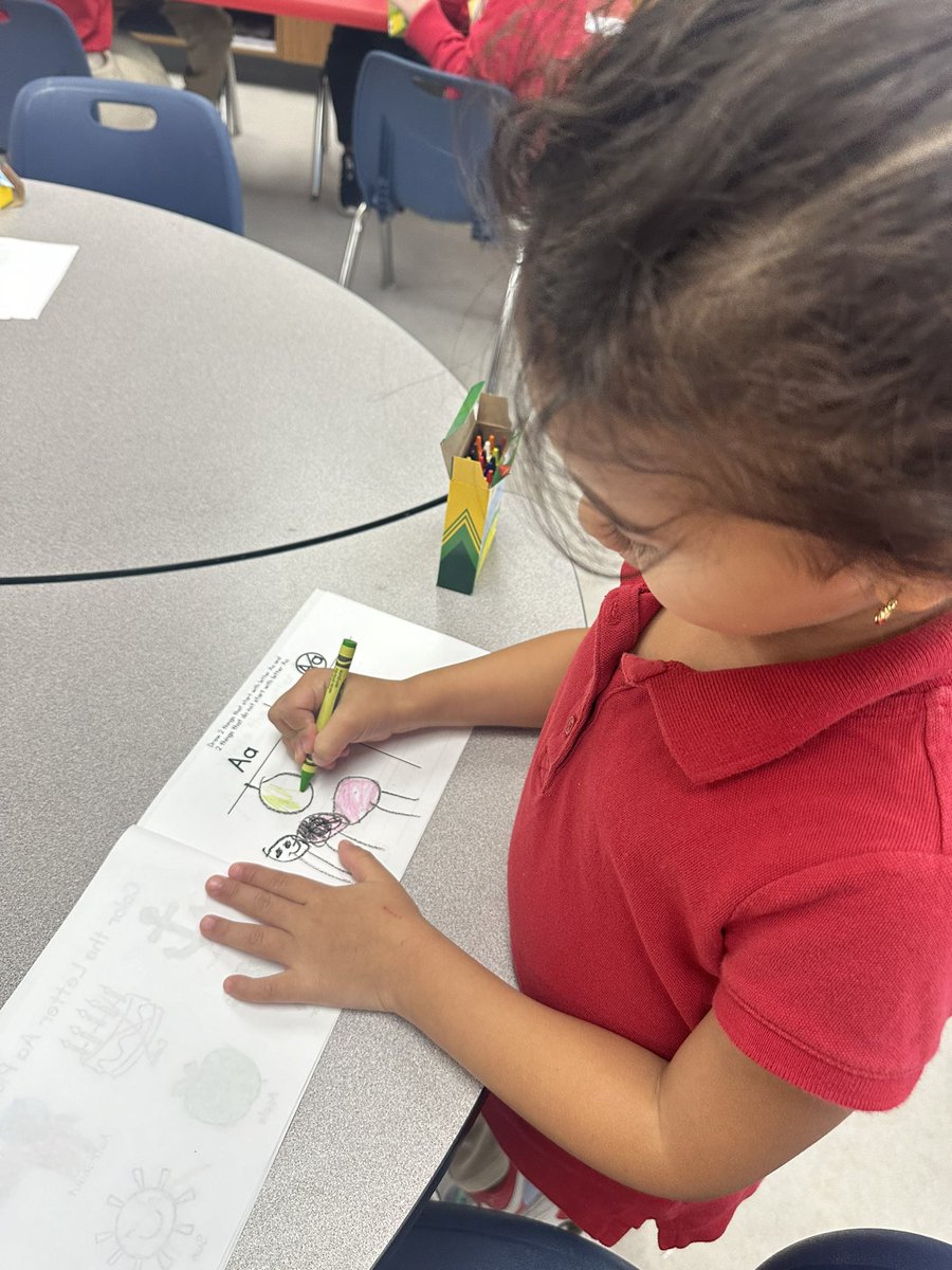 SCarrillo_BNES's tweet photo. Two Column notes, Pre-K style 🤩 So proud of my students❤️  #sisdPK #TeamSISD @BNarbuth_ES https://t.co/XE9msw9D34