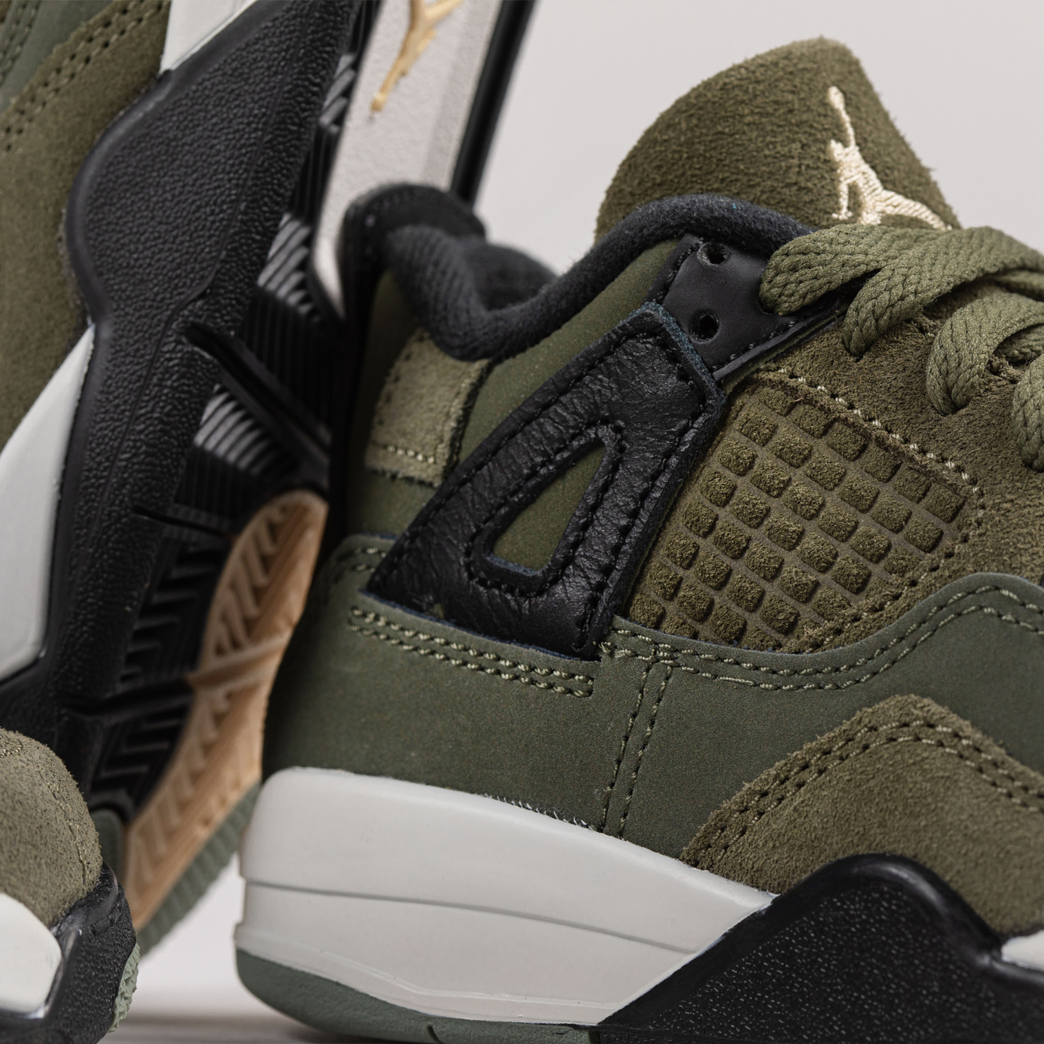 Champs hotsell retro 4