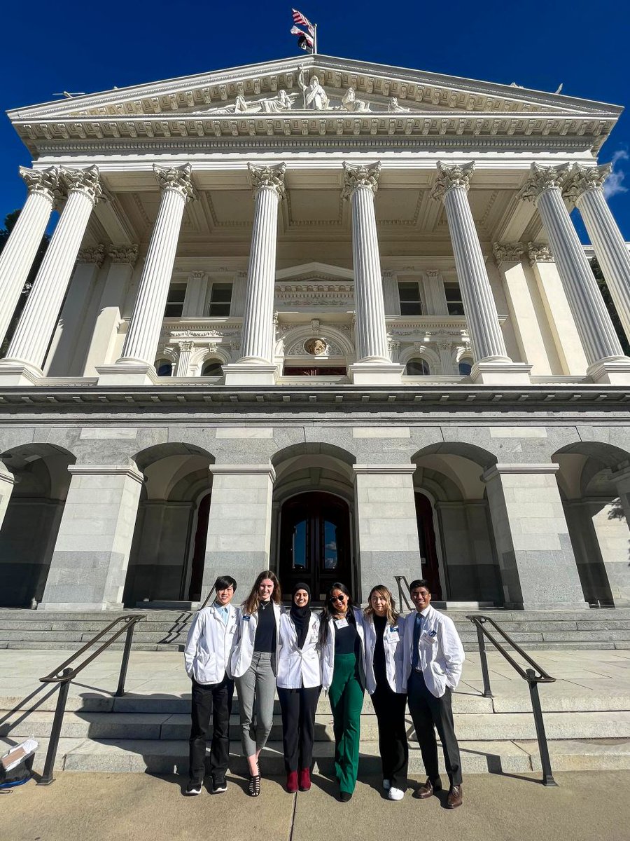 #TBT: Last March, six first-year @UCSF #PharmD students visited Sacramento to meet with state representatives as well as pharmacists, fellow pharmacy students, and leaders in the field for #AdvocacyDay: tiny.ucsf.edu/G2AwbO