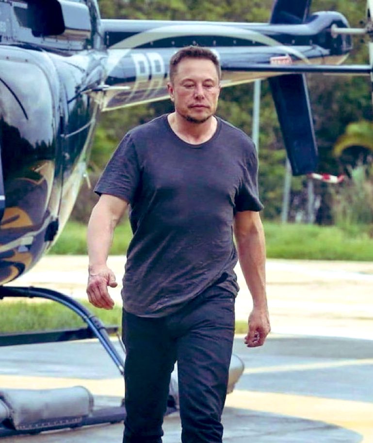 EvasTeslaSPlaid's tweet photo. Elon Musk is the greatest engineer of all time. Do you agree? @elonmusk https://t.co/NewLoaIqD7
