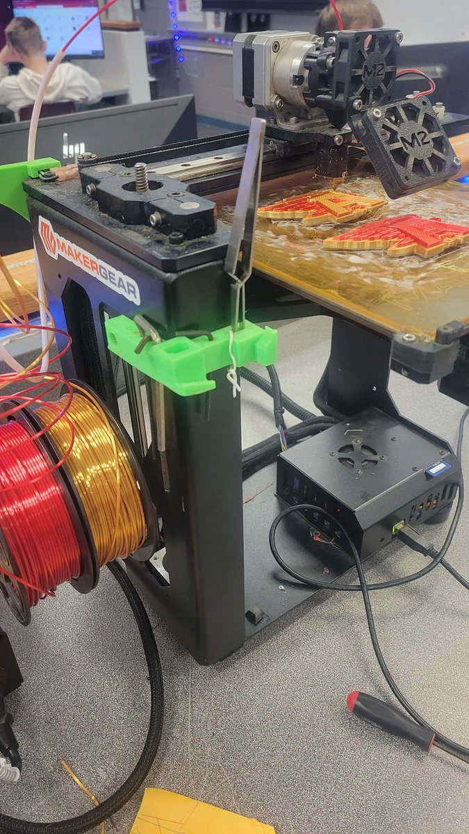 AHSGameArt's tweet photo. Maybe the school store is getting some really cool new Spirit Magnets that were 3D printed! @ashleyeagles #lovewhatyoudo #cteproud #nhcscte #GAMEON https://t.co/wacwMwFRy2