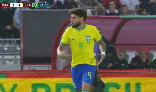 centraldafiell's tweet photo. Saudades de quando a seleção brasileira tinha centroavante de verdade https://t.co/EM6HtR5tAA
