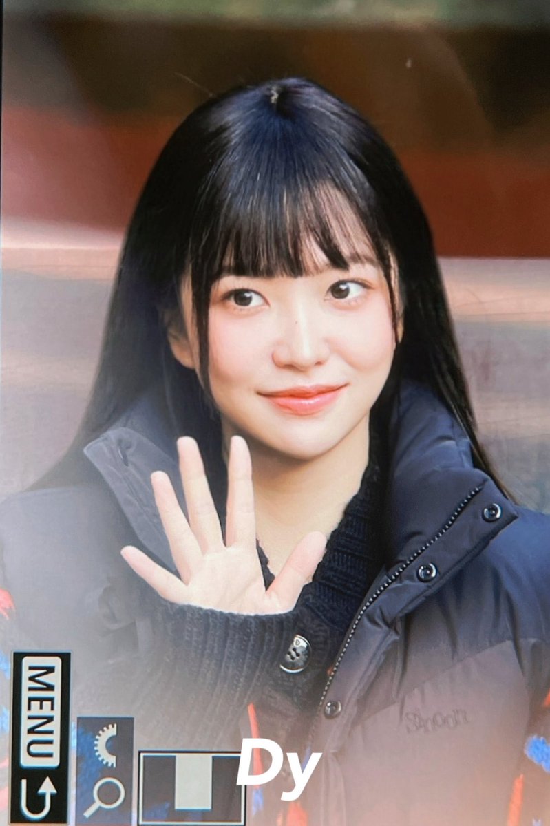 varvarenya's tweet photo. 러비들 레드벨벳언니들 이번 신곡 제목
루키에요?알비비에요? https://t.co/oiDufT0cMt