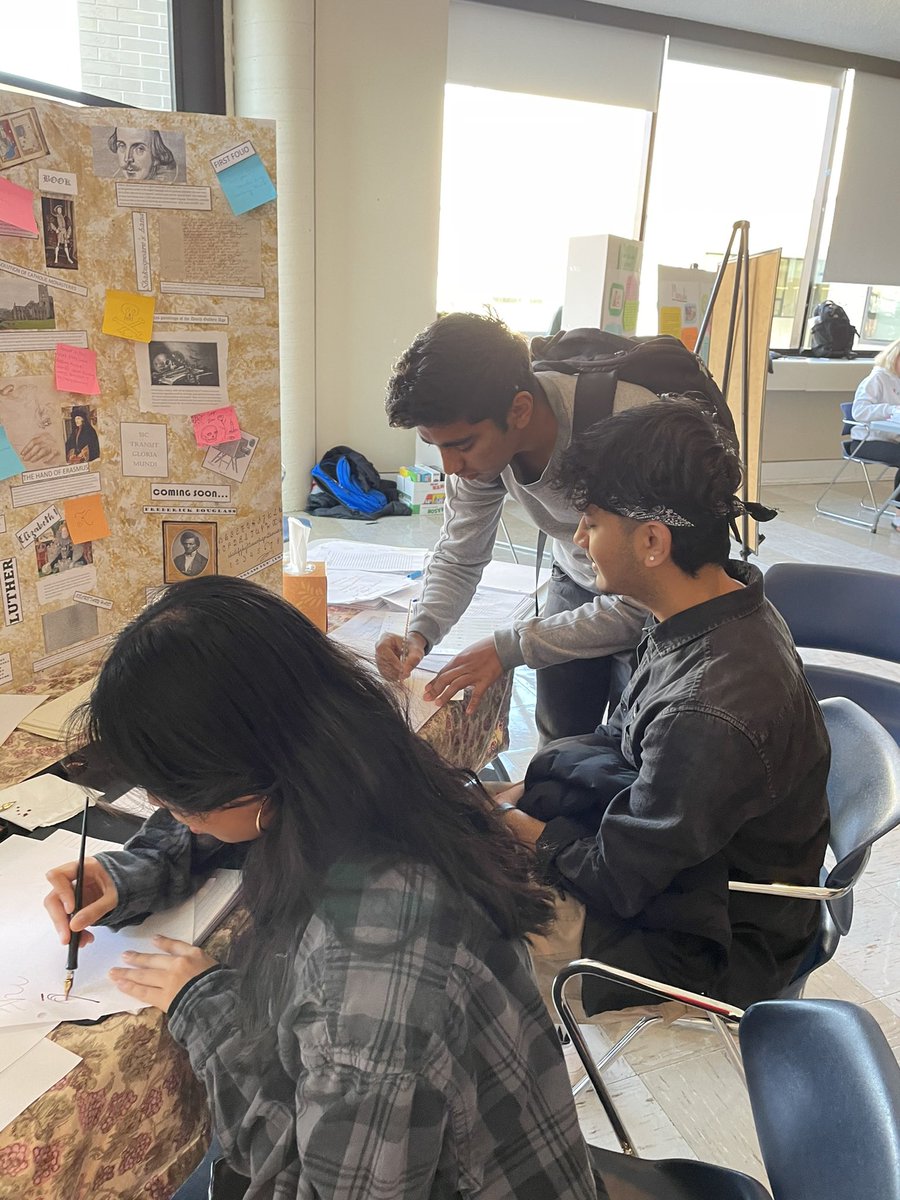 PlattsHistory's tweet photo. Here are some photos of #SUNYplattsburgh students enjoying practicing cursive handwriting at the Fall 2023 CFS Showcase held in the ACC. The Freshmen Seminar is “Handwriting for the Humanities” &amp; is taught by Professor Sylvie Beaudreau of the SUNY Plattsburgh History Department. https://t.co/VefF1rI1Ak