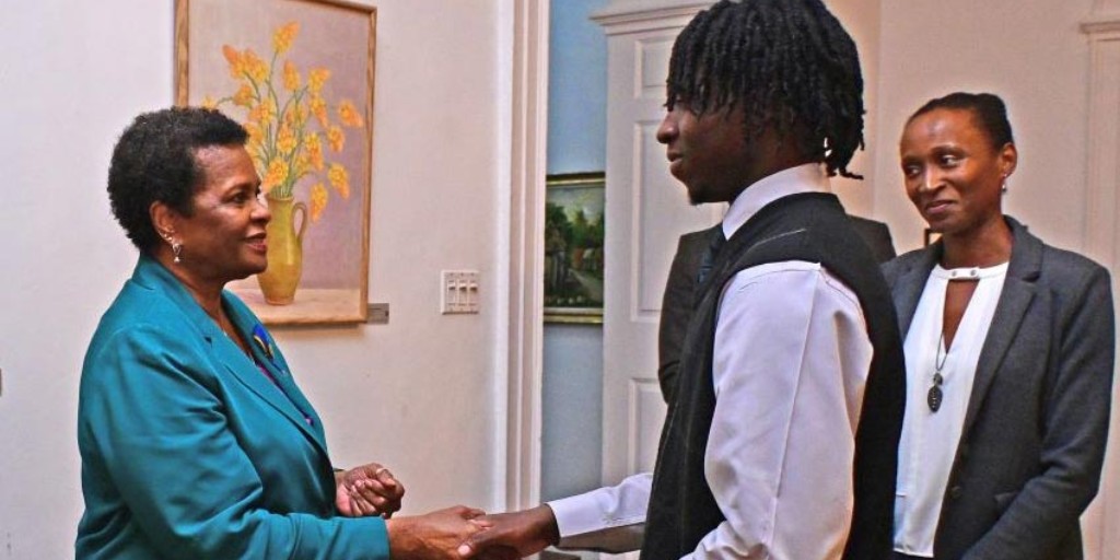 For the second time in Saint John’s school history, a Johnnie has been named a Rhodes Scholar. Jervon Sands ’23 a native of Nassau, The Bahamas has been invited to study at the University of Oxford in the United Kingdom. bit.ly/3sEGd0u. 
Congratulations!
#RhodesScholar