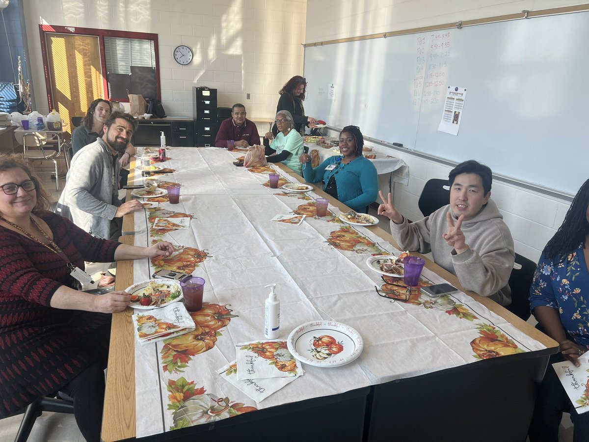 Tashia_Tillett's tweet photo. Friendsgiving 2023! Art, Business, Computer Science, Music, Engineering, CCRD, Video Productions, and TechEd.
These teachers work so hard every day during classes and lunch with students. I am thankful that they took time today for good ole fellowship. #pbhs @SammyHuh @PBHS_TECH https://t.co/xoatcnblzw
