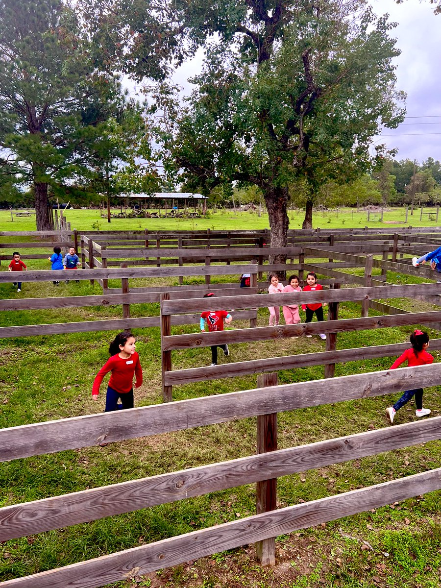 Our <a href="/BrosnahanES/">Brosnahan Elementary</a> PreK Broncos had a blast at the Oil Ranch !!