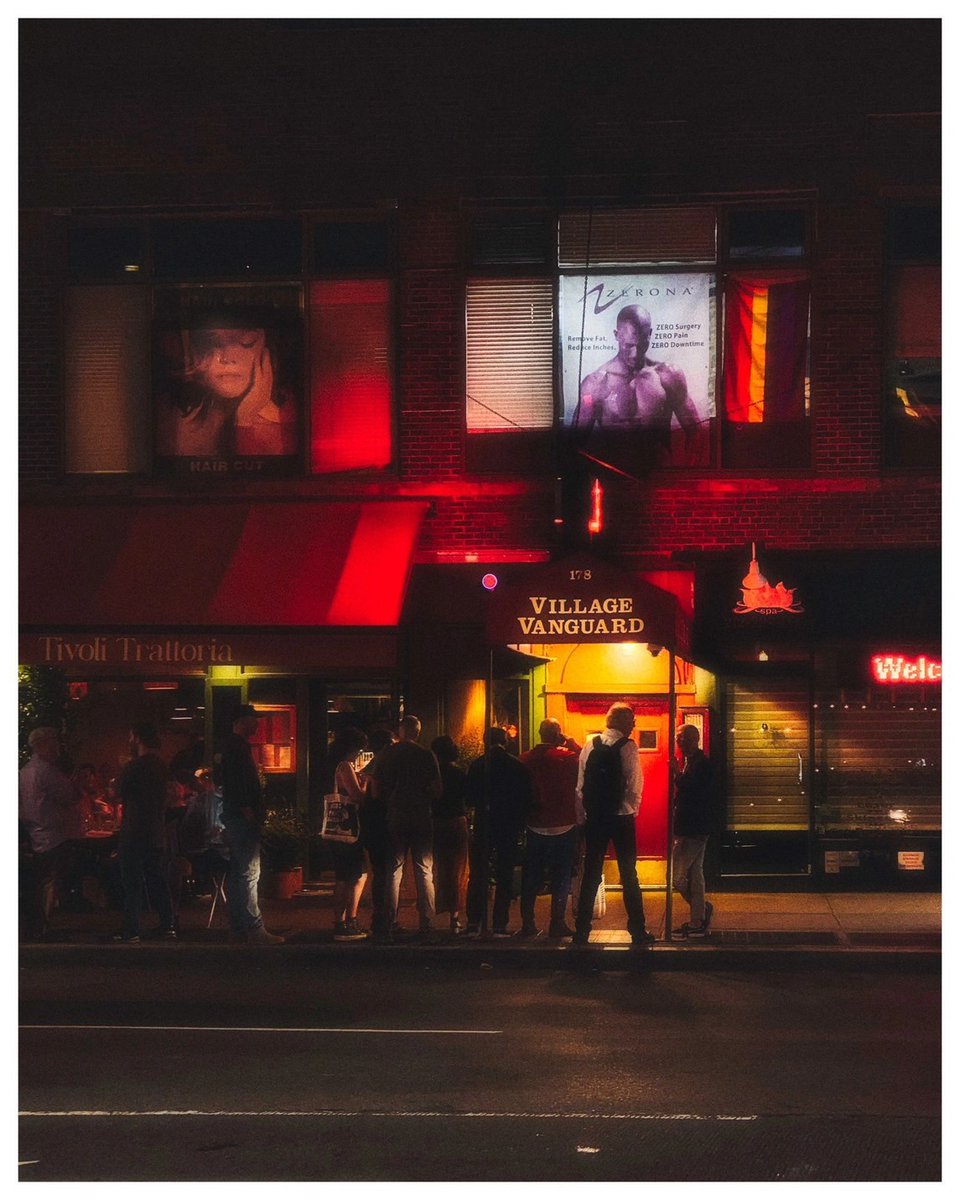 arrapot18's tweet image. Embarrassing nighttime image quality, accidentally shooting a film style in New York #New York, USA #skyline