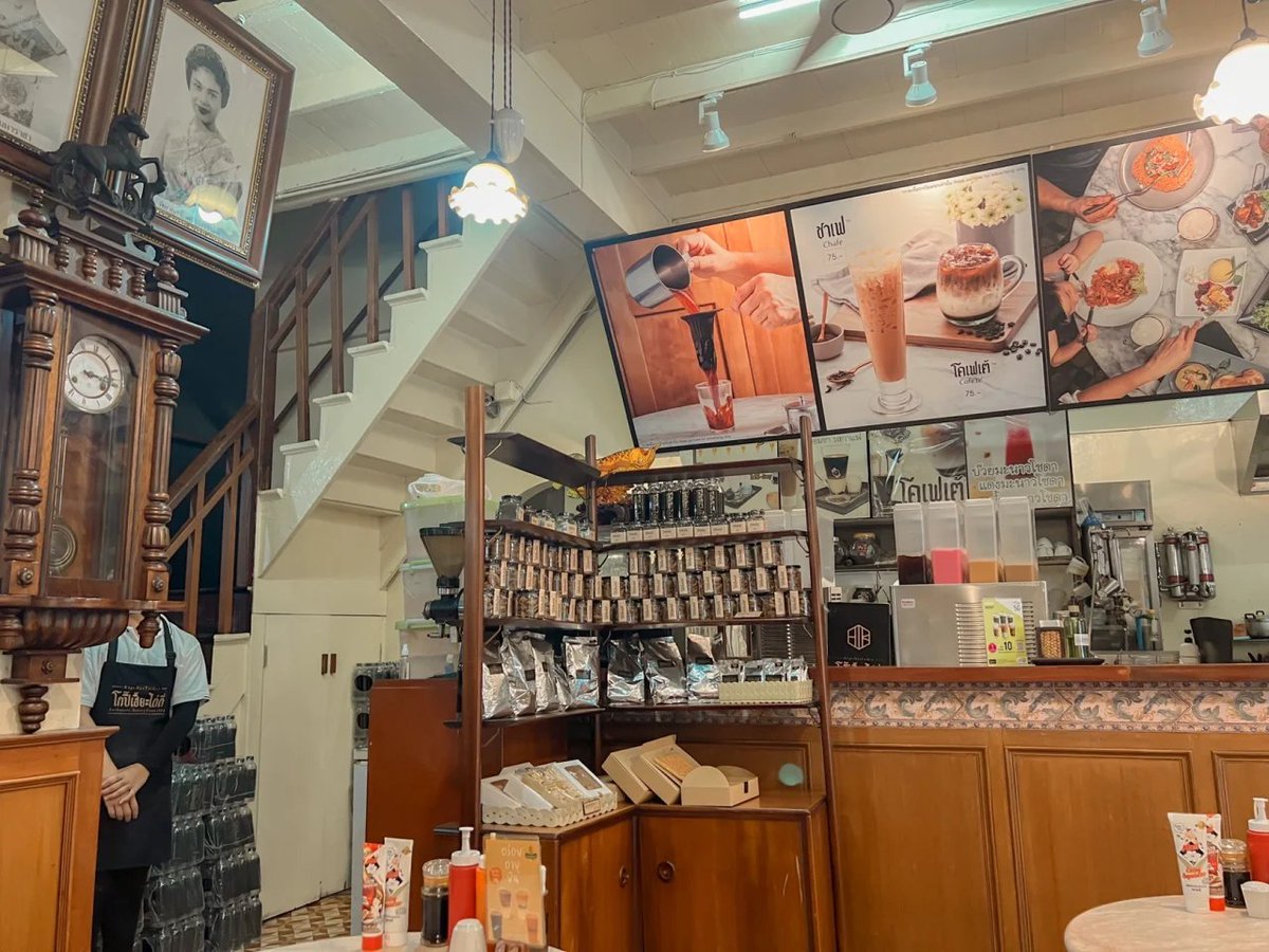 Midori613's tweet image. Breakfast can be energy for us🍛🍛