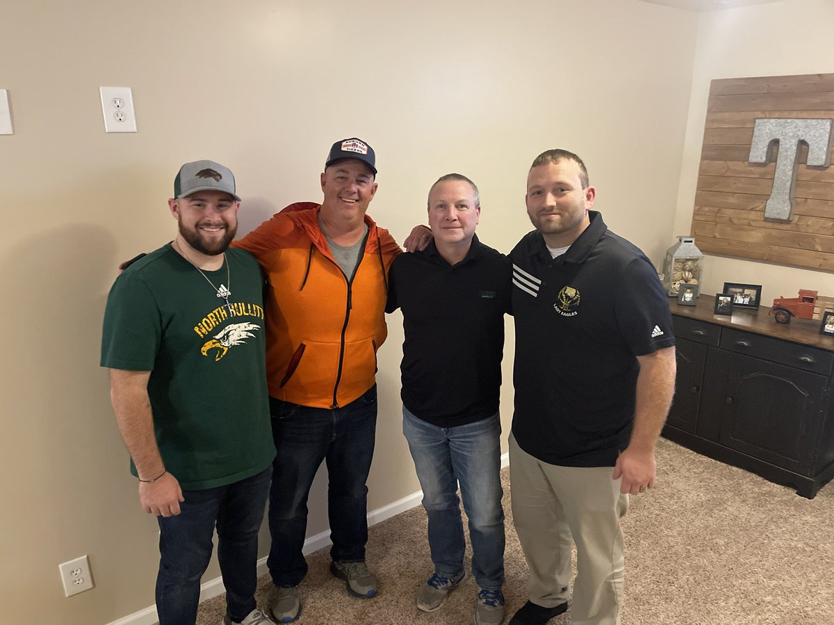 TalonTalkNBHS's tweet photo. Had a great time catching up with @CoachDowney1 on the show! Don’t forget to get your NBHS Athletic Game Pass so you don’t miss a game! 

Good luck this season coach! We can’t wait to watch where it goes! #TalonTalk 

https://t.co/HKzVaHRzMD https://t.co/cosCMgd6xO