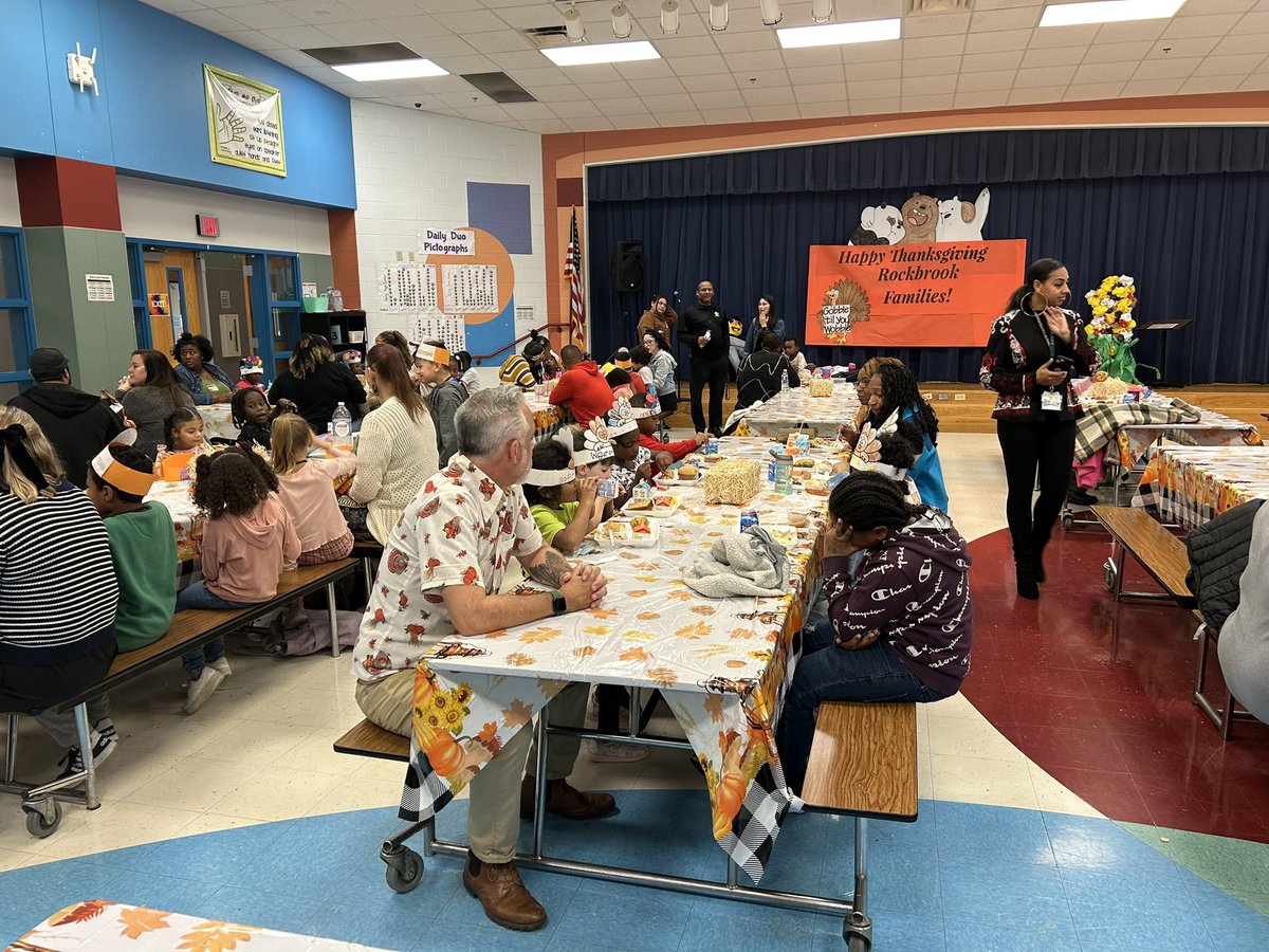 ErinRAlbert's tweet photo. We had the BEST EVER first Thanksgiving luncheon today @RockbrookES ❣️ https://t.co/OF73SCzKZF