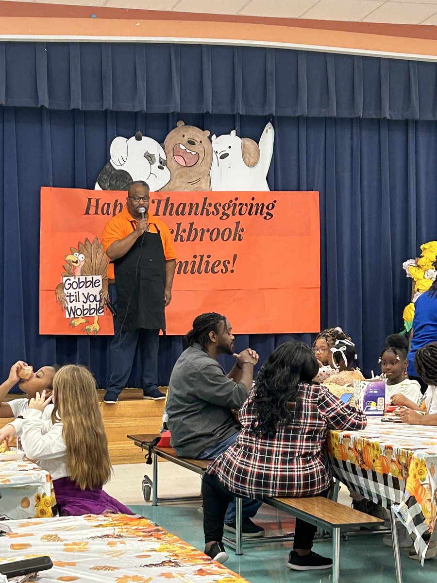 ErinRAlbert's tweet photo. We had the BEST EVER first Thanksgiving luncheon today @RockbrookES ❣️ https://t.co/OF73SCzKZF