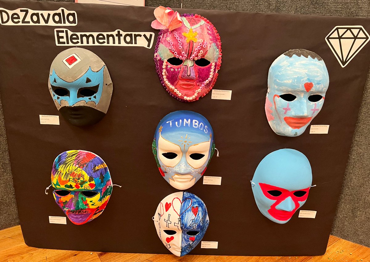 What a night! Dual language parents meeting to discuss the importance of bilingualism AND an incredible pop-up art gallery featuring students’ art work from across <a href="/SanMarcosCISD/">San Marcos CISD</a> <a href="/SM_Academics/">Office of Academics SMCISD</a> <a href="/SMCISD_BilDpt/">San Marcos CISD Bilingual Department</a>