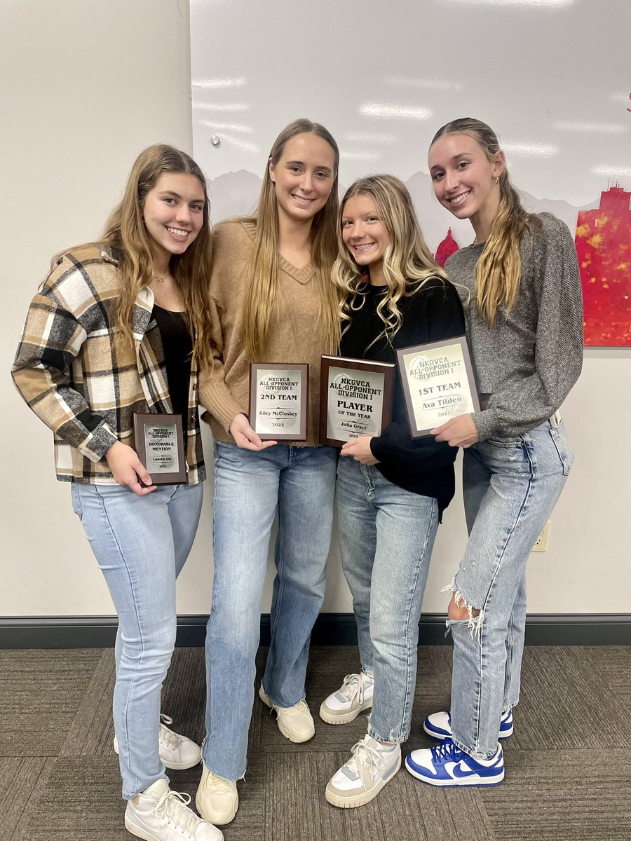 Congrats to our volleyball pandas being honored at the NKGVCA banquet for Division 1 teams. Julia Grace- Player of the Year Ava Tilden- 1st Team Riley McCloskey- 2nd Team Lauren Ott- Honorable Mention