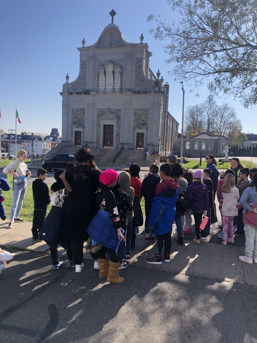 MsJukins tweet media