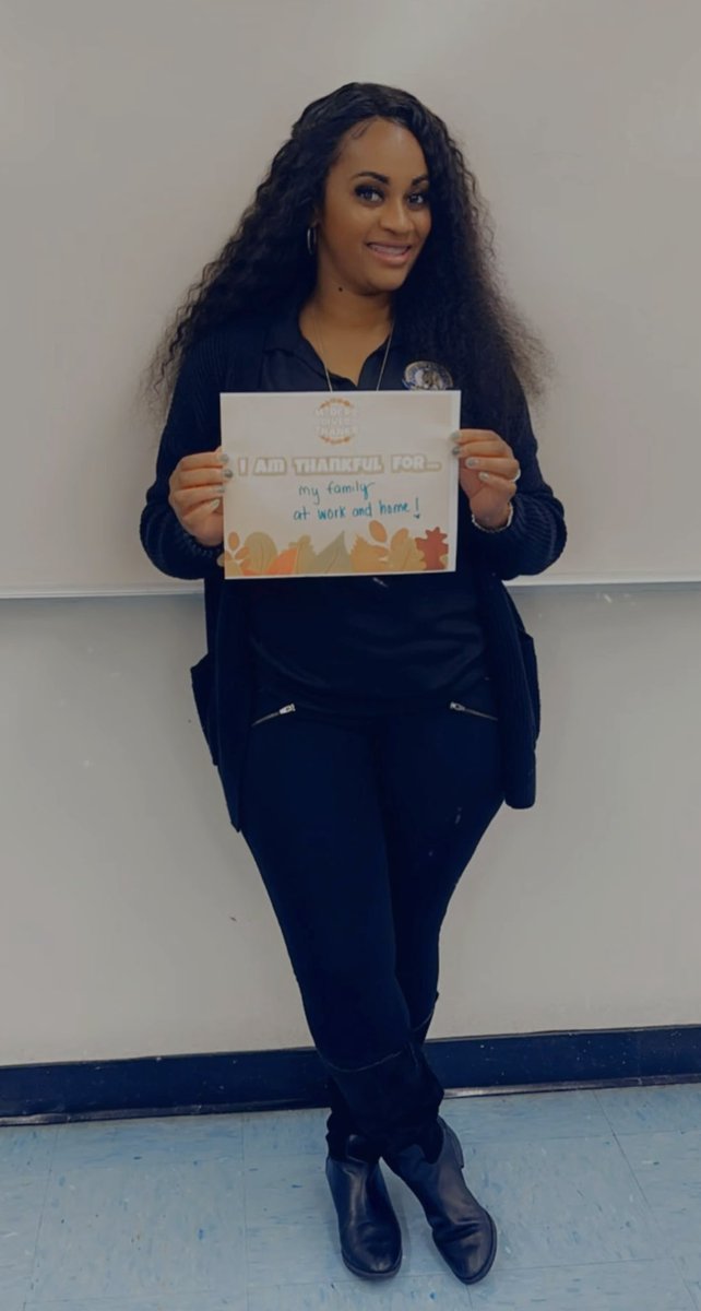 MrsAngel_Rumph's tweet photo. #MDCPSGivesThanks 
@VillaOrchard Staff took time during our  November Faculty Meeting to give thanks! 
I am thankful for my FAMILY, work and personal 💛🫶🏾 https://t.co/8lYTdasrNz