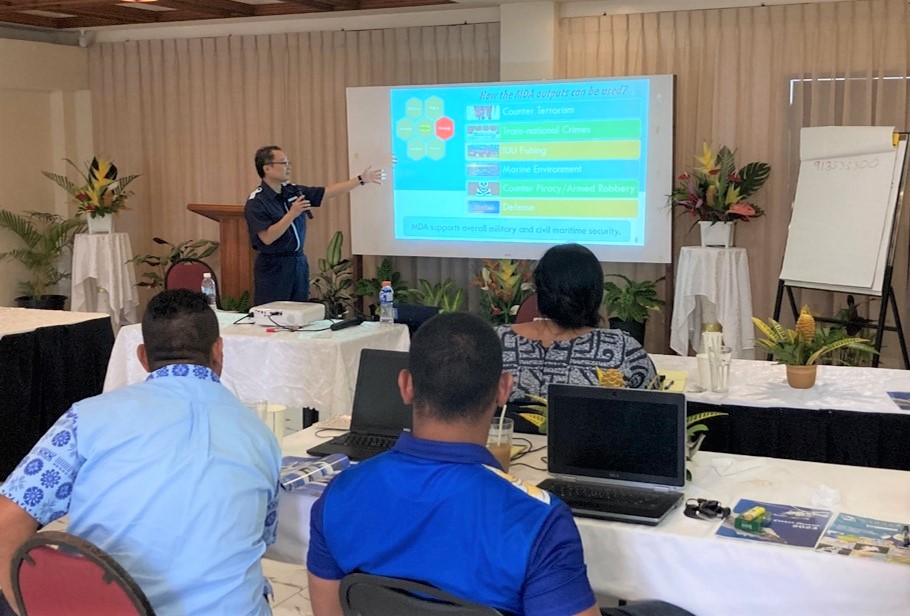 On 13-14 November, #JCG officers were dispatched to Pohnpei, Federated States of Micronesia to deliver lectures in the #MDA training course held by #UNODC. We will continue to support Pacific island countries in maritime capacity building for #FOIP.