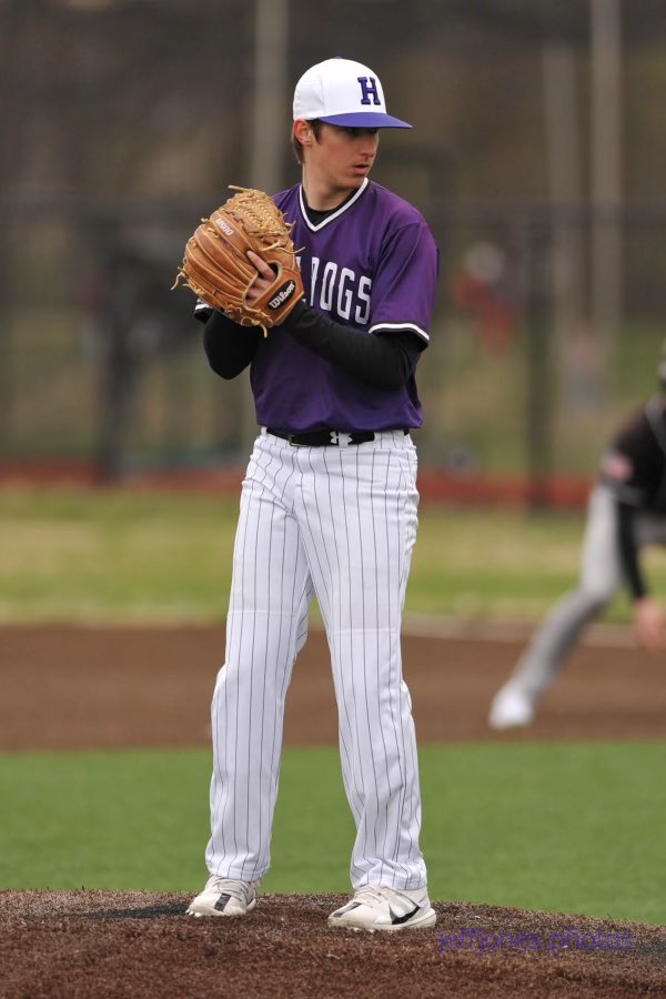 Noah_Arnold24's tweet photo. I am excited to announce that I will be committing to SIC to further my academic and athletic career for baseball and bowling. I want to thank God, my family, coaches, and teammates that have helped me along the way. @SICBaseball @dcottom @Hbg_Athletics https://t.co/NQQWxMgENH