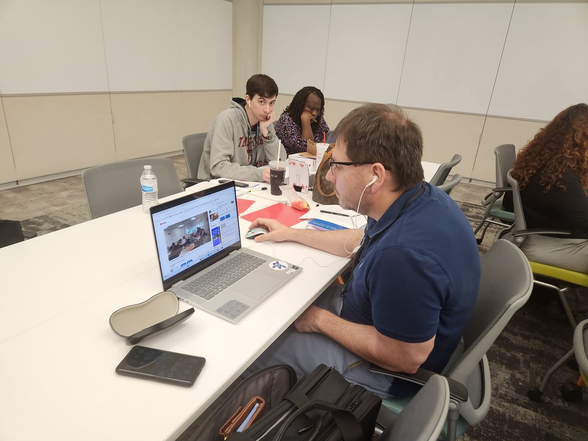 JonesLowanna's tweet photo. There are 5 Secondary Math Professional Learning Series going on today, and everyone is totally engaged. One of our tasks was to watch videos of each other's teaching and give feedback. We are building our instructional capacity! #MathRules #Joy4Math @lopez_diane @FWISDPLI https://t.co/ousRSDT3lc
