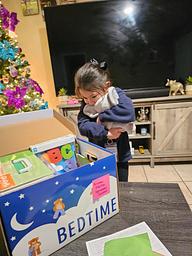 SaJones1996's tweet photo. @AldineHeadStart students are excited to receive @bedtimeinabox #BedtimeRoutinesRock @deSantiago_AISD https://t.co/qcOTTiKPN6