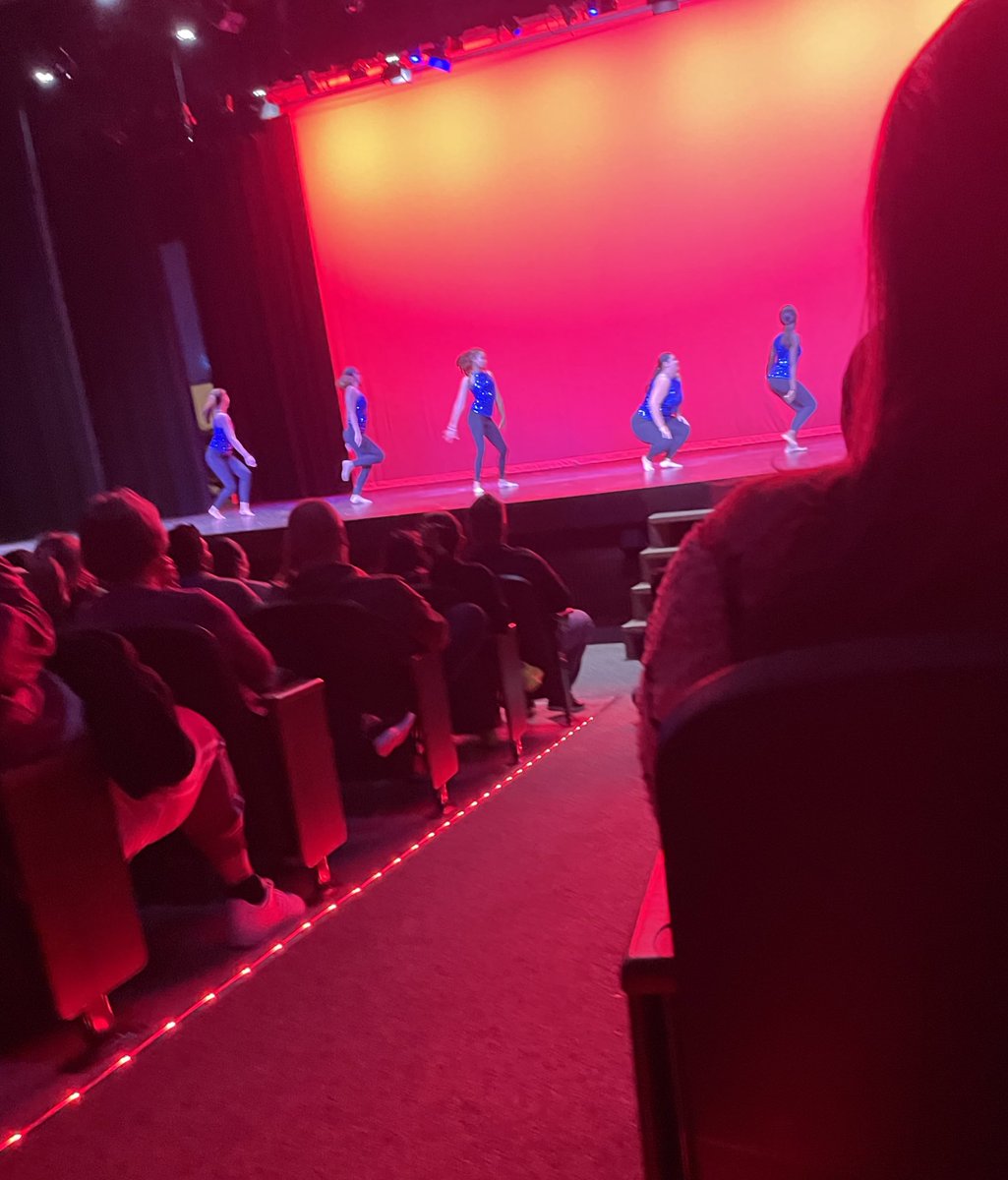 Packed house tonight at the <a href="/ProsperHS/">Prosper High School</a> Dance Showcase!!! So proud of all the students and campuses who performed 💚 Shoutout to Ms. Sharp &amp; Ms. Hunt for all the work they put into this event!!! <a href="/PhsTalonettes/">PHSTalonettes</a> #ProsperProud