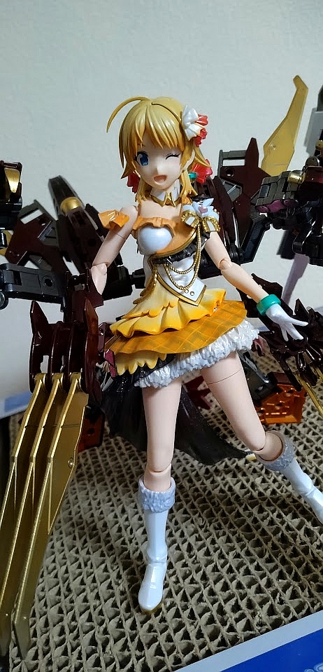pocotan3's tweet photo. めぐるさんはアルカ=カルティーとメガミデバイスの赤ずきんの武装を使用しています。

色はKOGゴールド、パールビビットオレンジ、エキゾーストレッドをメインで使ってます。

#30ms #シャニマス https://t.co/KVPrRBbLUO