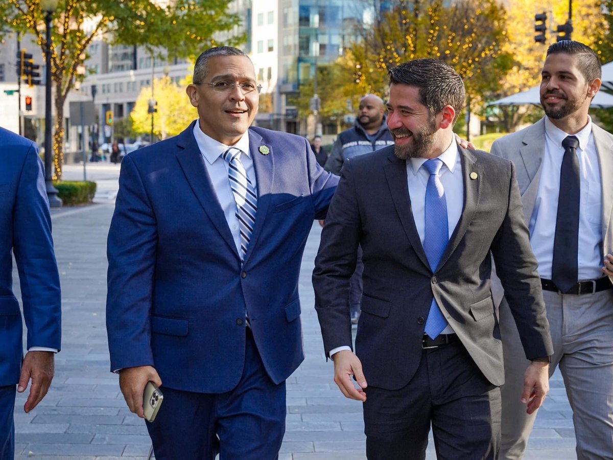 QuiquitoMelende's tweet photo. @DavilaPernas ha hecho un gran trabajo en avanzar el debate pero, no puede solo. Requiere el apoyo del Comisionado Residente y todo el Partido Republicano de Puerto Rico para lograrlo. 

Continuaré trabajando con @PRFAA y su equipo en adelantar este tema tan importante. (3/3) https://t.co/APGkm3x2uD
