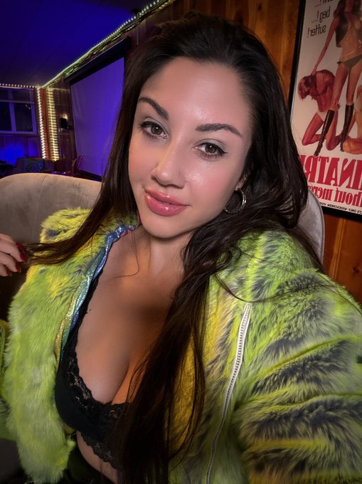 Live: https://t.co/5LmNBDd6Ah  💚 https://t.co/UnFvsv6QE5