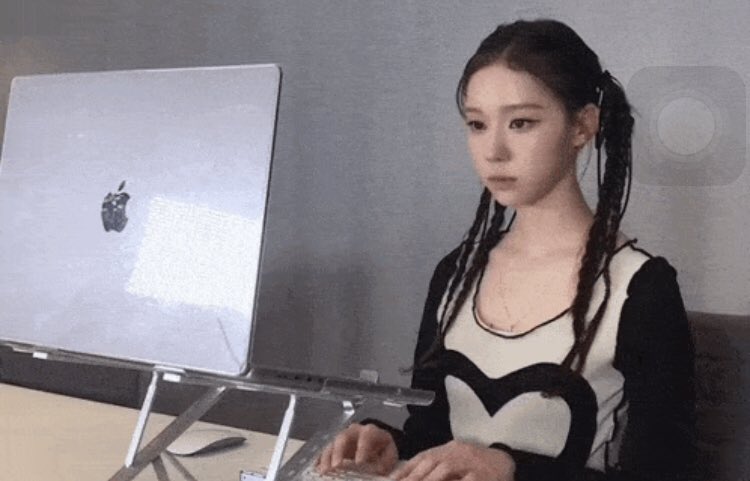 i hope one day she finishes the essay she’s been working on