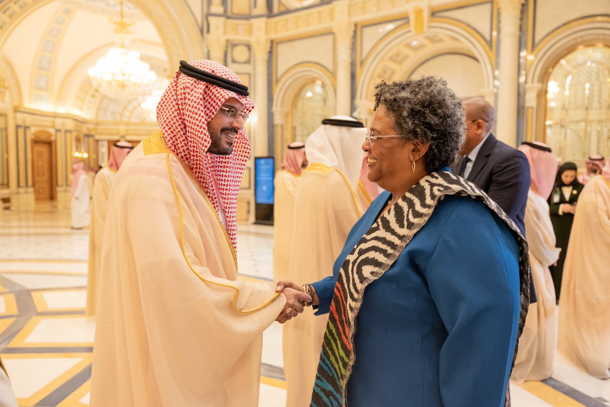 Mia Amor Mottley tweet media