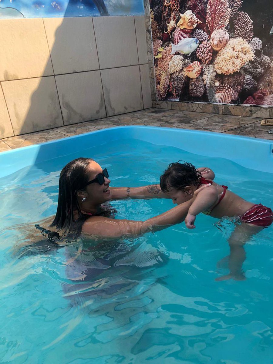 Marcelle_Pietro's tweet photo. “Vida não é fácil de entender mas saiba q pra você eu mando ela facilitar” 💙💙💜 https://t.co/NkX3crMMw2