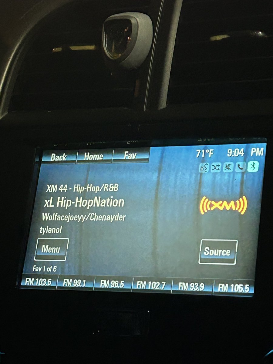 x4PFDave's tweet photo. @wolfacejoeyy on the radio🤪🤪🤪 https://t.co/mHeZEOK8Ew